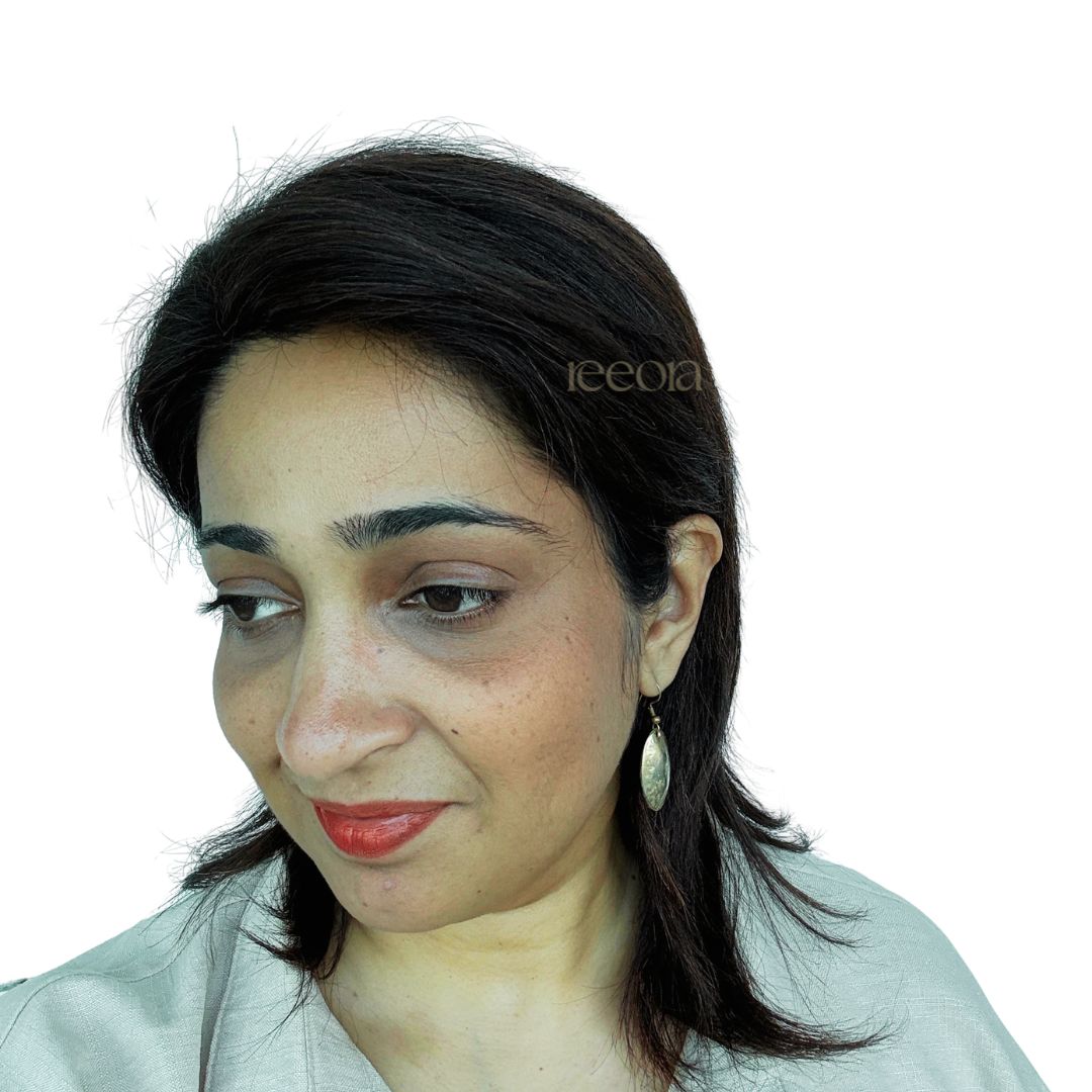 Mona | Machine Wig |  16” Natural Straight Wig | No partition|  Pre styled |  Natural black wig