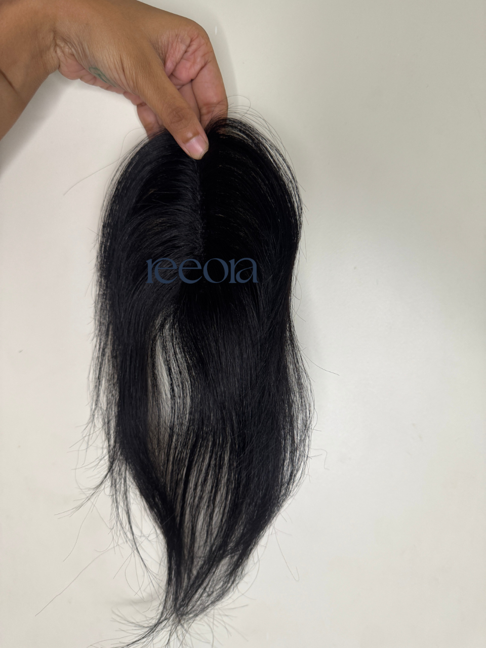 Magic Clipless Hair Topper | 1x4" Narrow Part Coverage – Velcro-Grip Human Hair Topper by Reeora