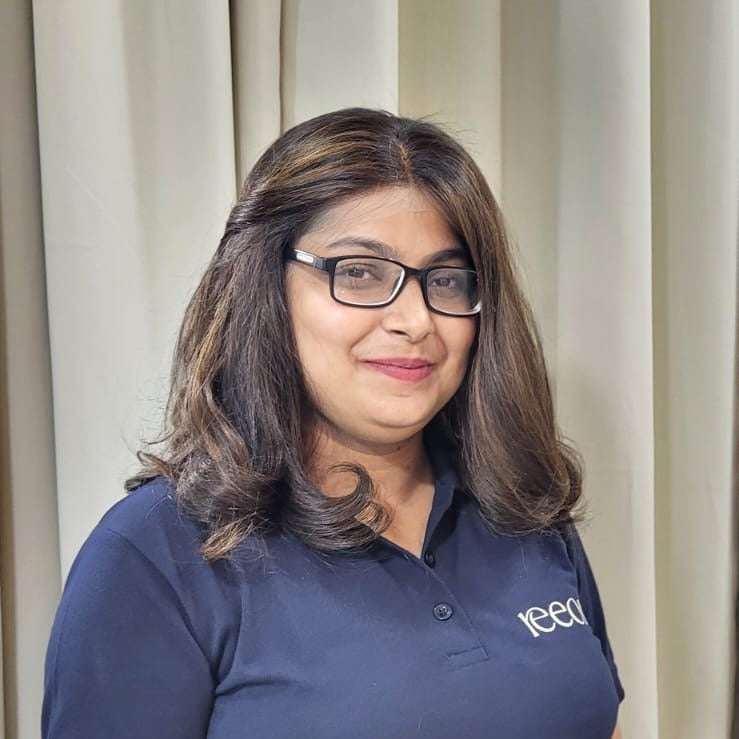 Black Short wig with Blonde Highlights - 16 inches with natural hairline